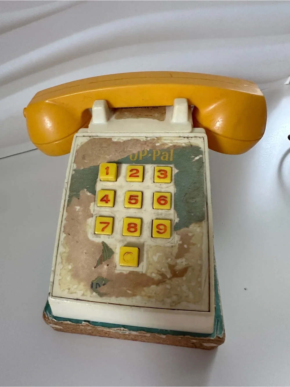 Fisher-Price Pop-Up-Pal Chime Phone 1968 Vintage #150 Toy chime carrying handle